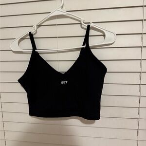 Set active cropped tank size medium! Adjustable straps